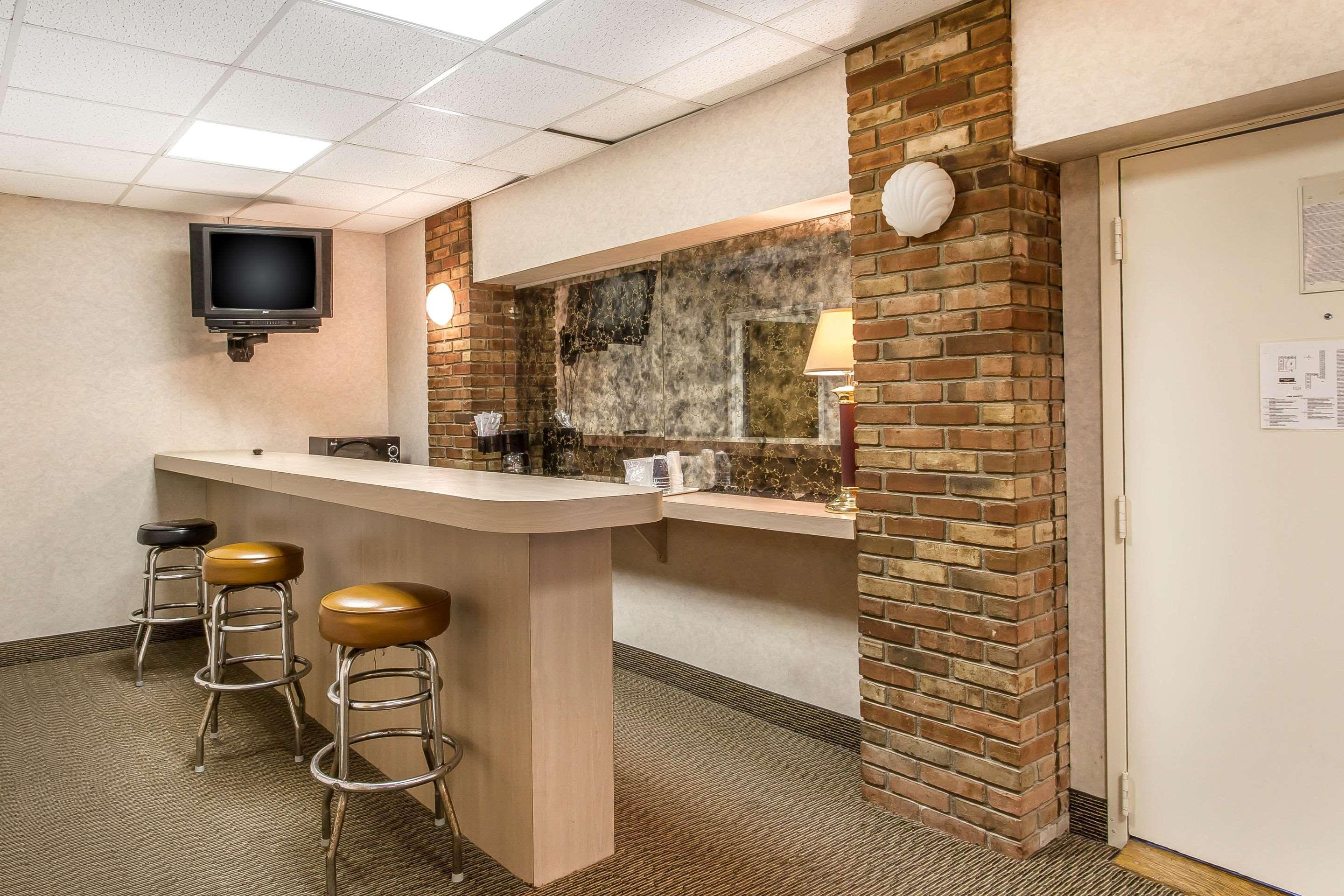 Rodeway Inn North Sandusky Exterior foto
